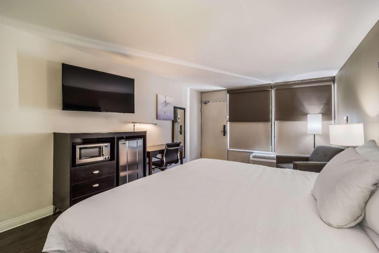 Clarion Inn & Suites Florence Extérieur photo