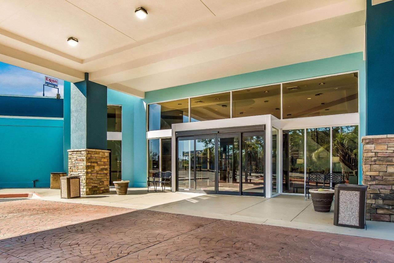 Clarion Inn & Suites Florence Extérieur photo