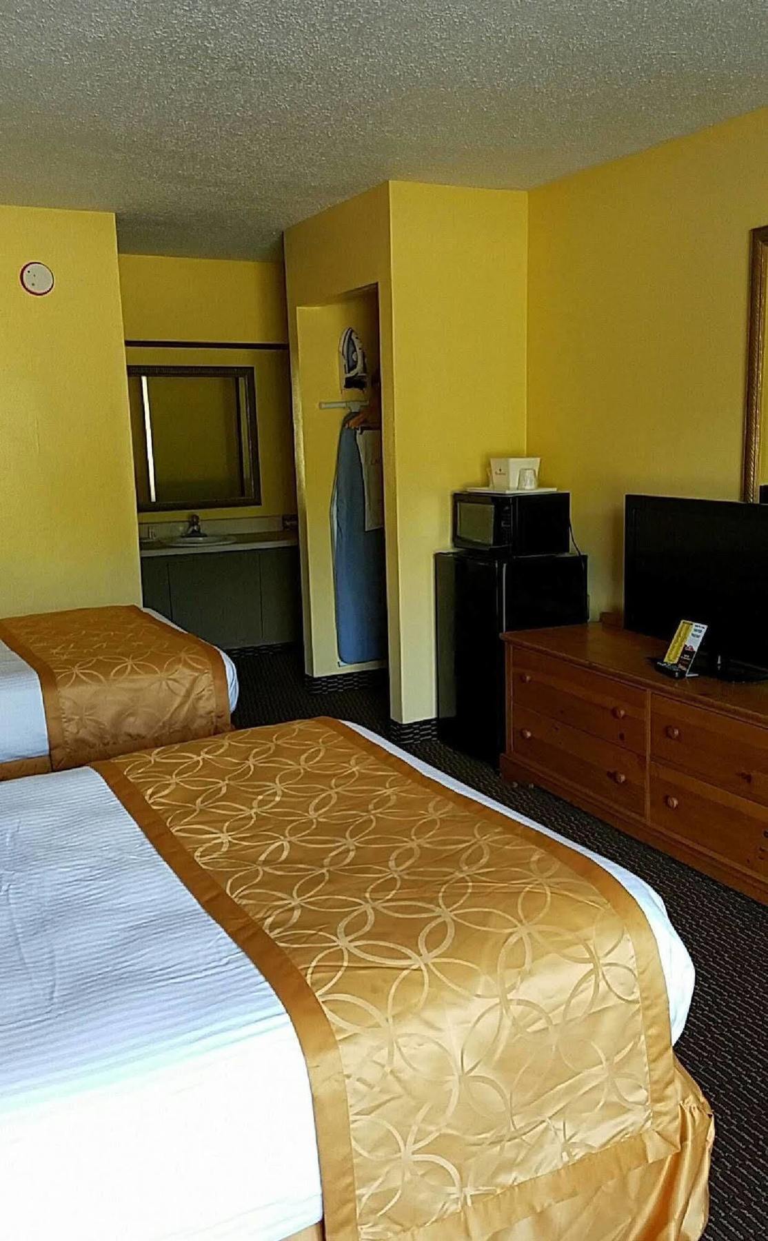 Clarion Inn & Suites Florence Extérieur photo